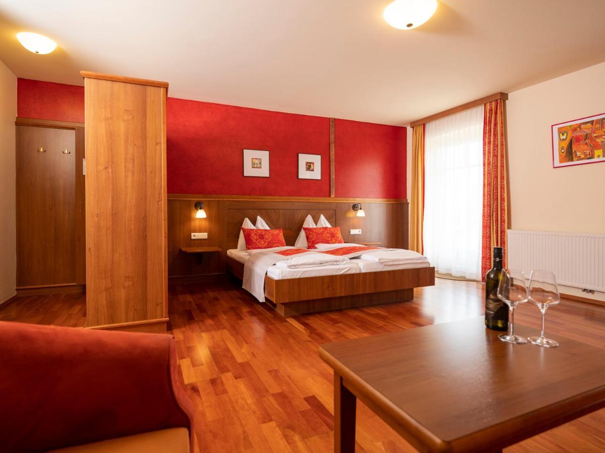 Hotel Neustifter