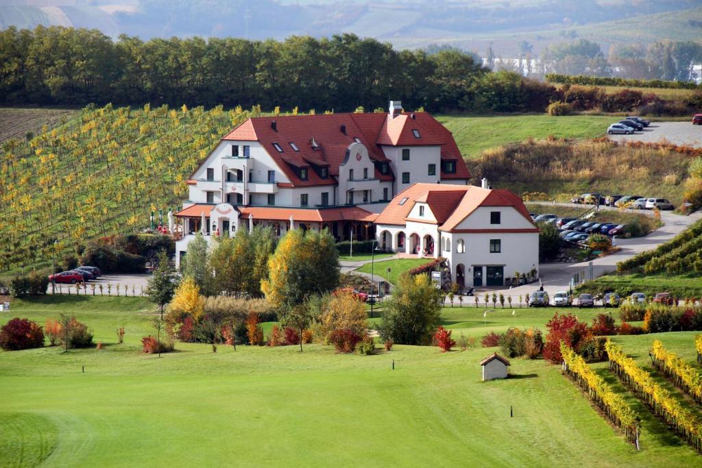 Neustifter Hotel